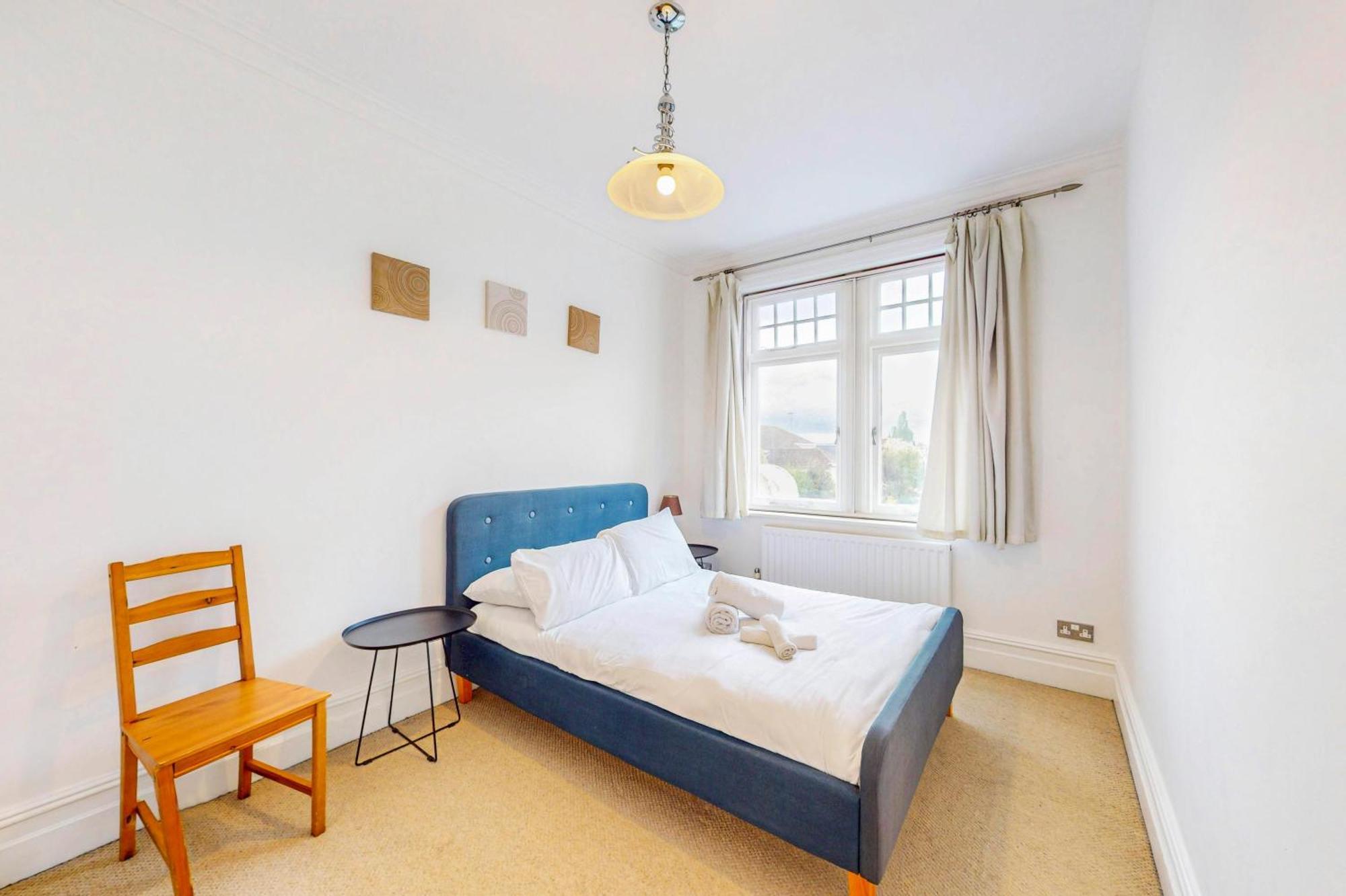 2-bed Flat Steps To Wimbledon Park & Tube Appartement Londres