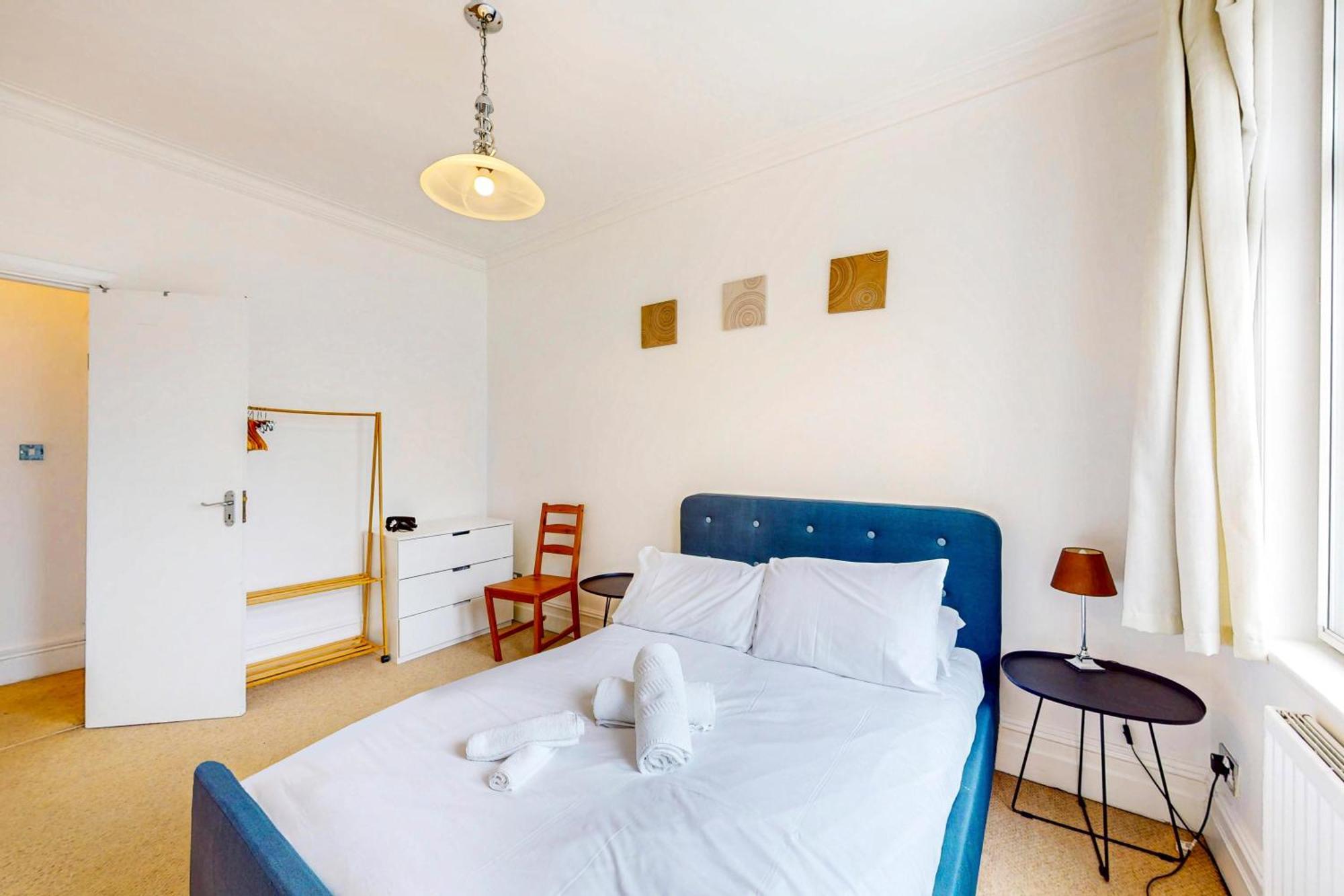 Appartement 2-bed Flat Steps To Wimbledon Park & Tube *